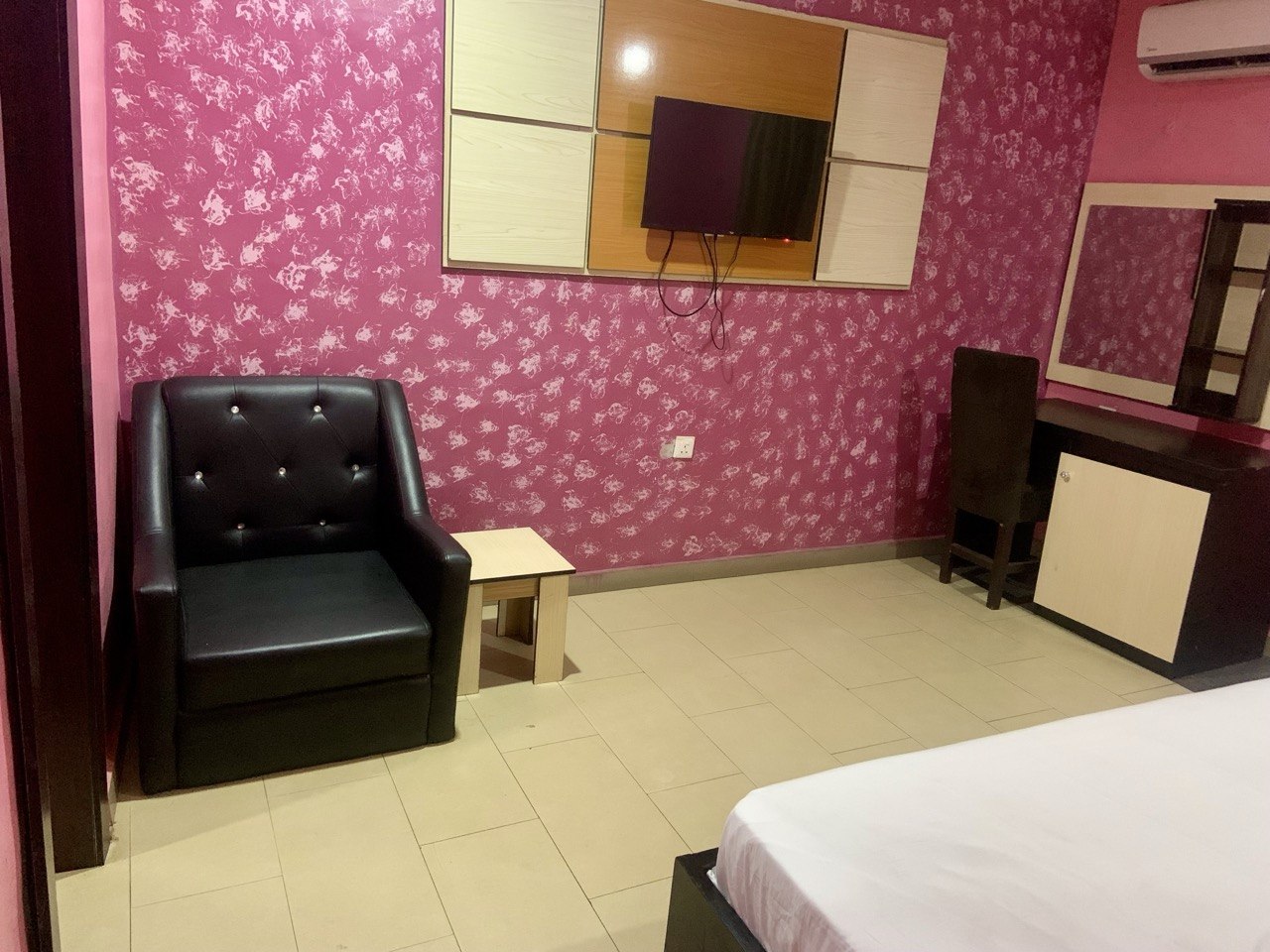 deluxe Room Interior