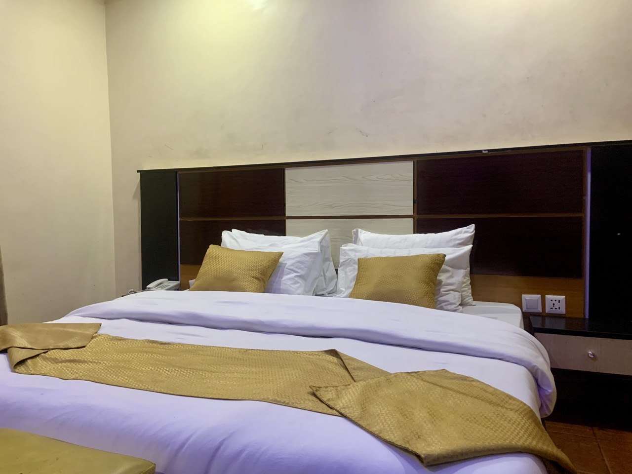 Executive Suite Image 1